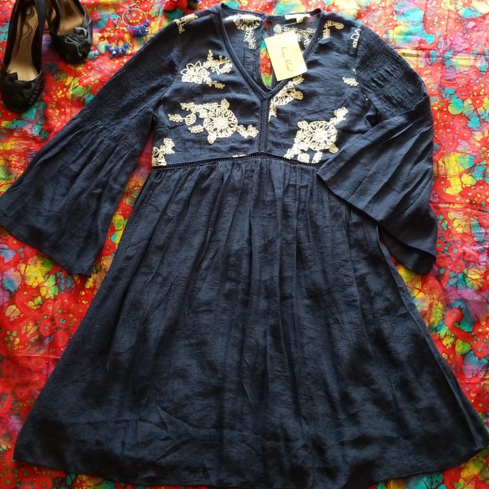 70% OFF Orig Price!! Kings Road Bohemian Flare Sleeved Dress
